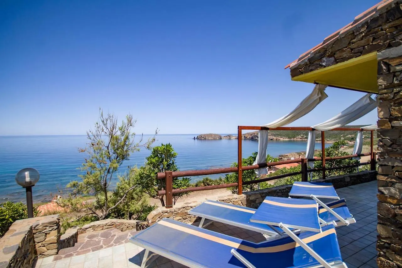 La Dolce Casa Di Luisa: Beachfront Retreat with Sea Views Torre dei Corsari 0*,  Italy
