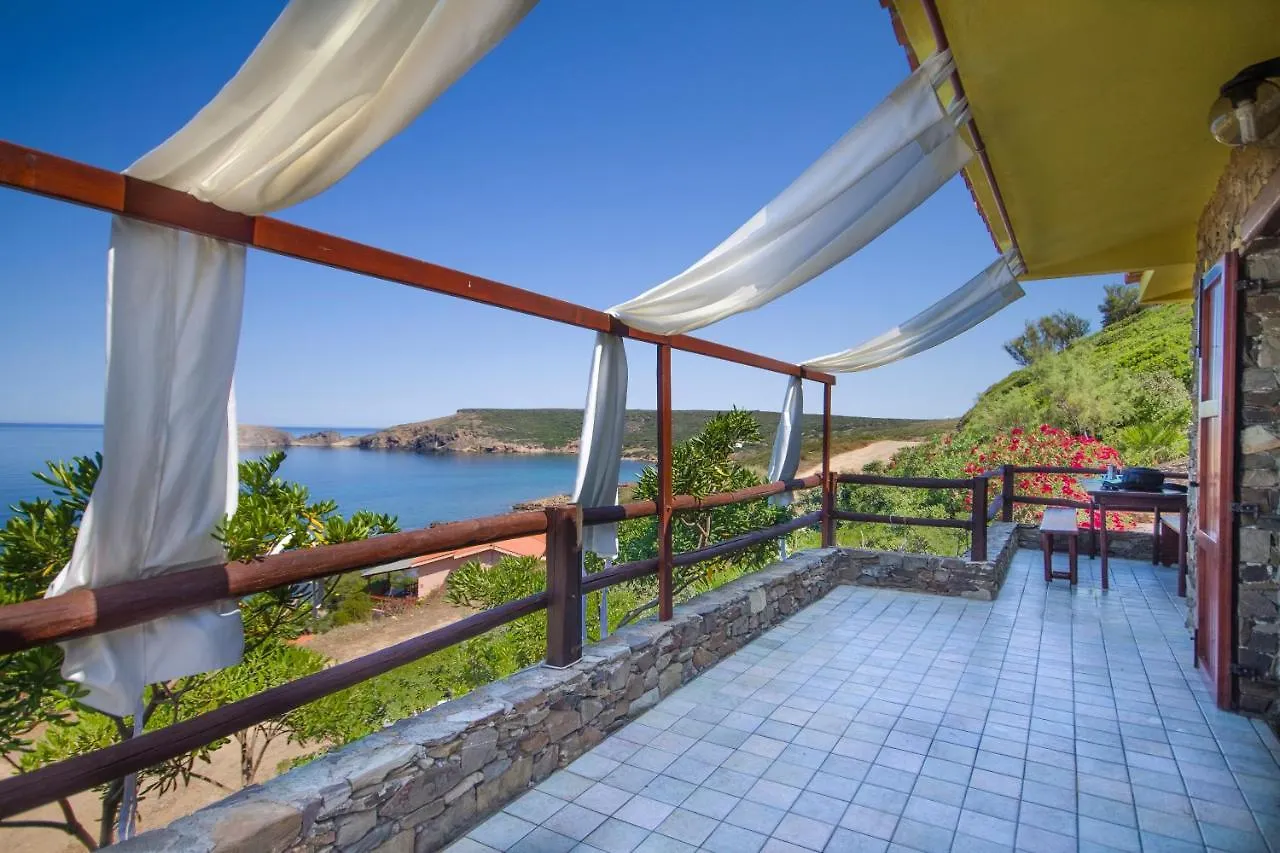 La Dolce Casa Di Luisa - Costa Verde - Super Vista Mare- 400 Metri Al Mare- Pistis Free Wifi Iunq0644-Q0646-Q5993-Q0647 Torre dei Corsari Casa de Férias