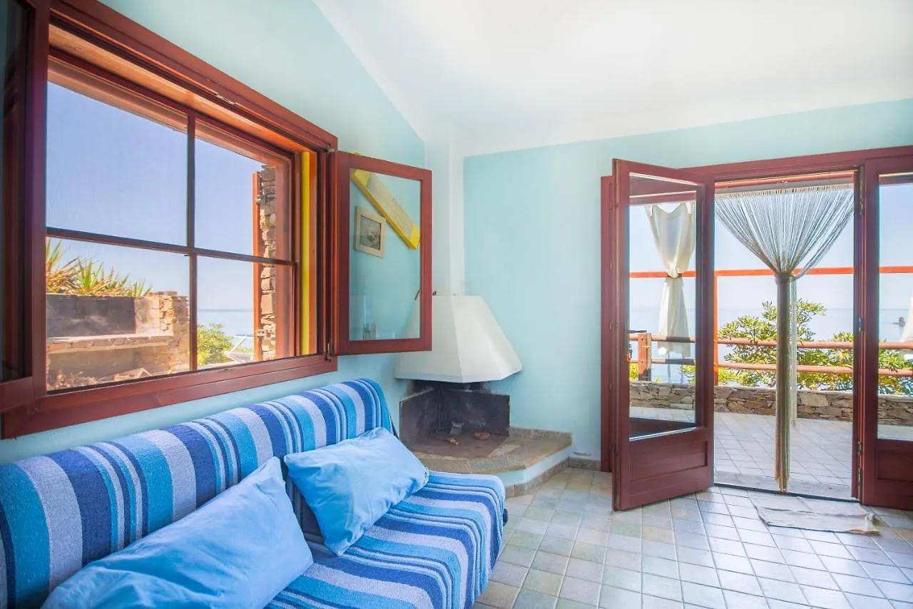 La Dolce Casa Di Luisa - Costa Verde - Super Vista Mare- 400 Metri Al Mare- Pistis Free Wifi Iunq0644-Q0646-Q5993-Q0647 Torre dei Corsari Hébergement de vacances